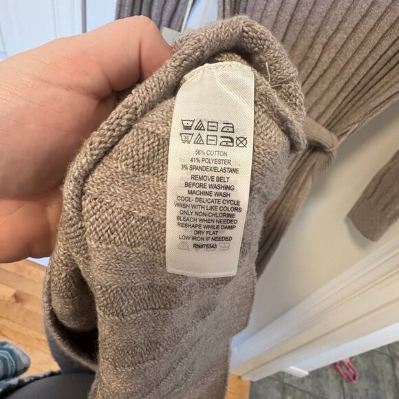 JOIE Knit Sweater Dress Brown NWT Ribbed Soft Stretchy Size M Belted - Picture 11 of 11